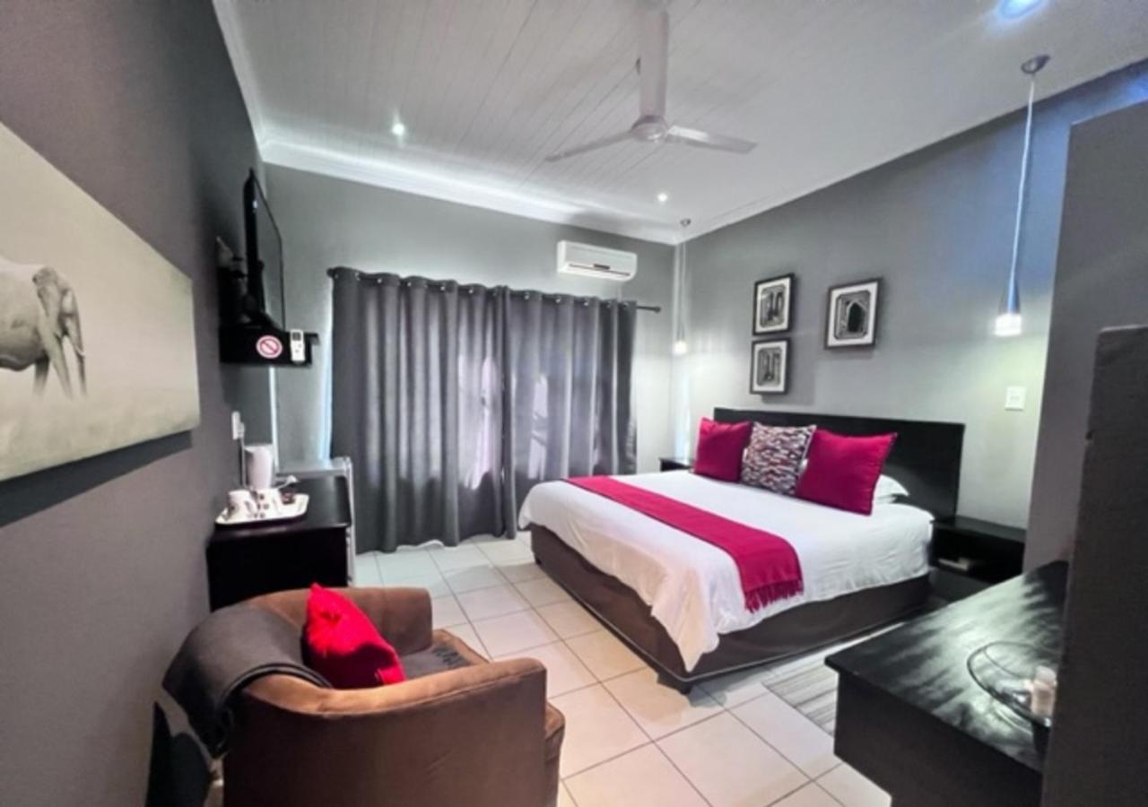 Turaco Lodge - No Loadshedding Marloth Park Exteriör bild